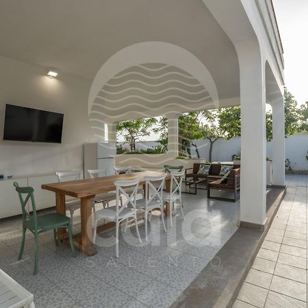 Villa Waterfront By Cala Salento 切萨雷奥港 外观 照片