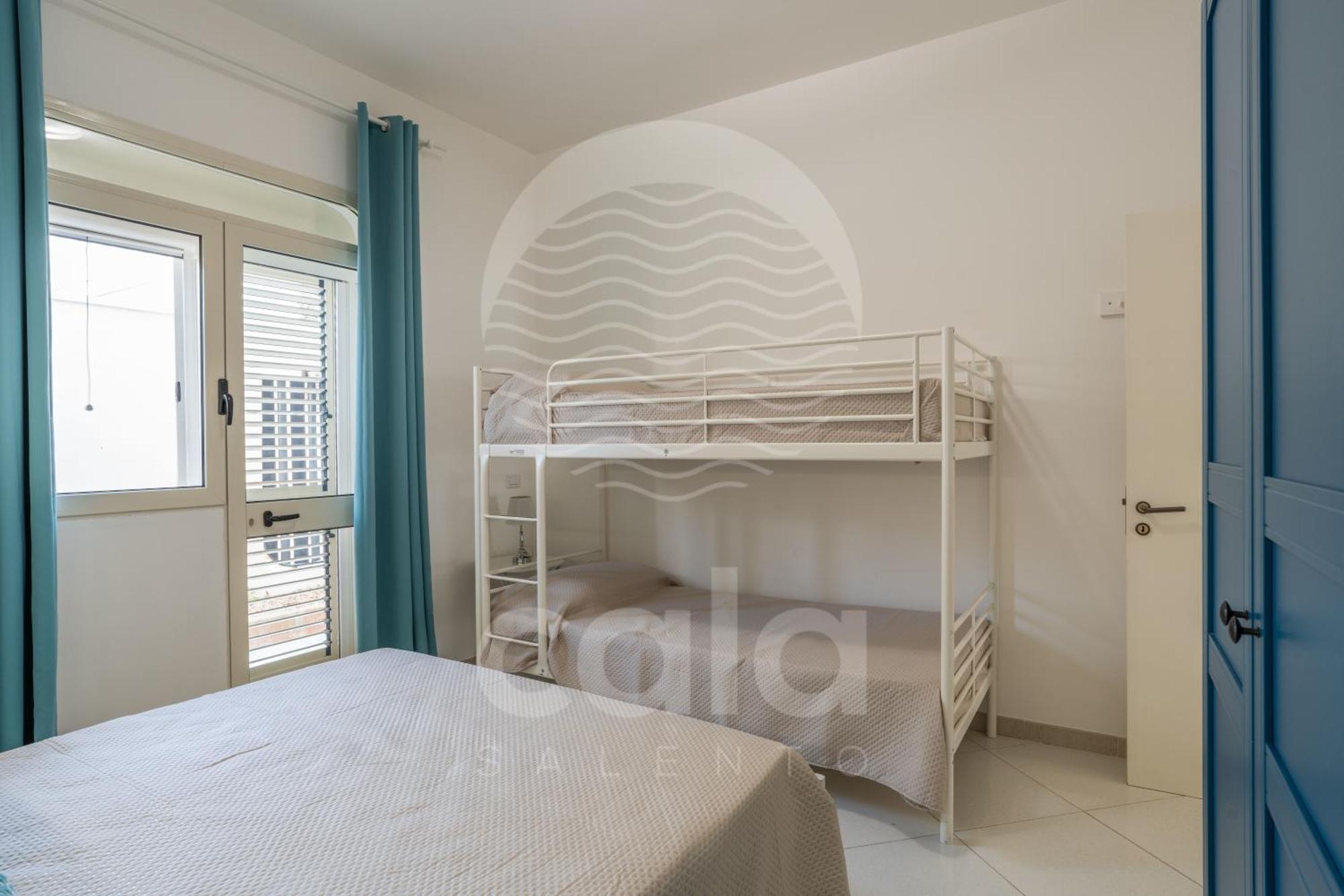 Villa Waterfront By Cala Salento 切萨雷奥港 外观 照片