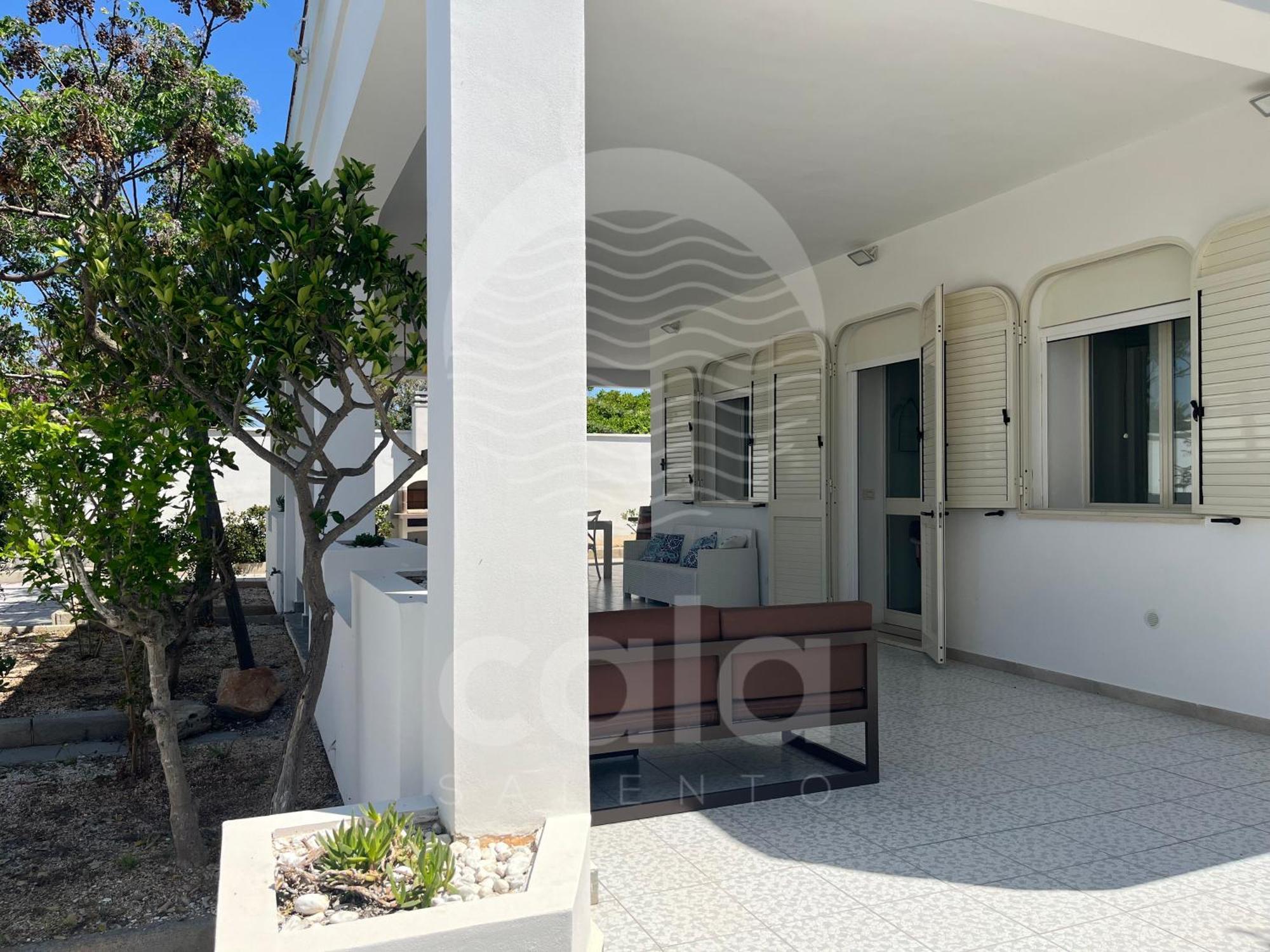 Villa Waterfront By Cala Salento 切萨雷奥港 外观 照片